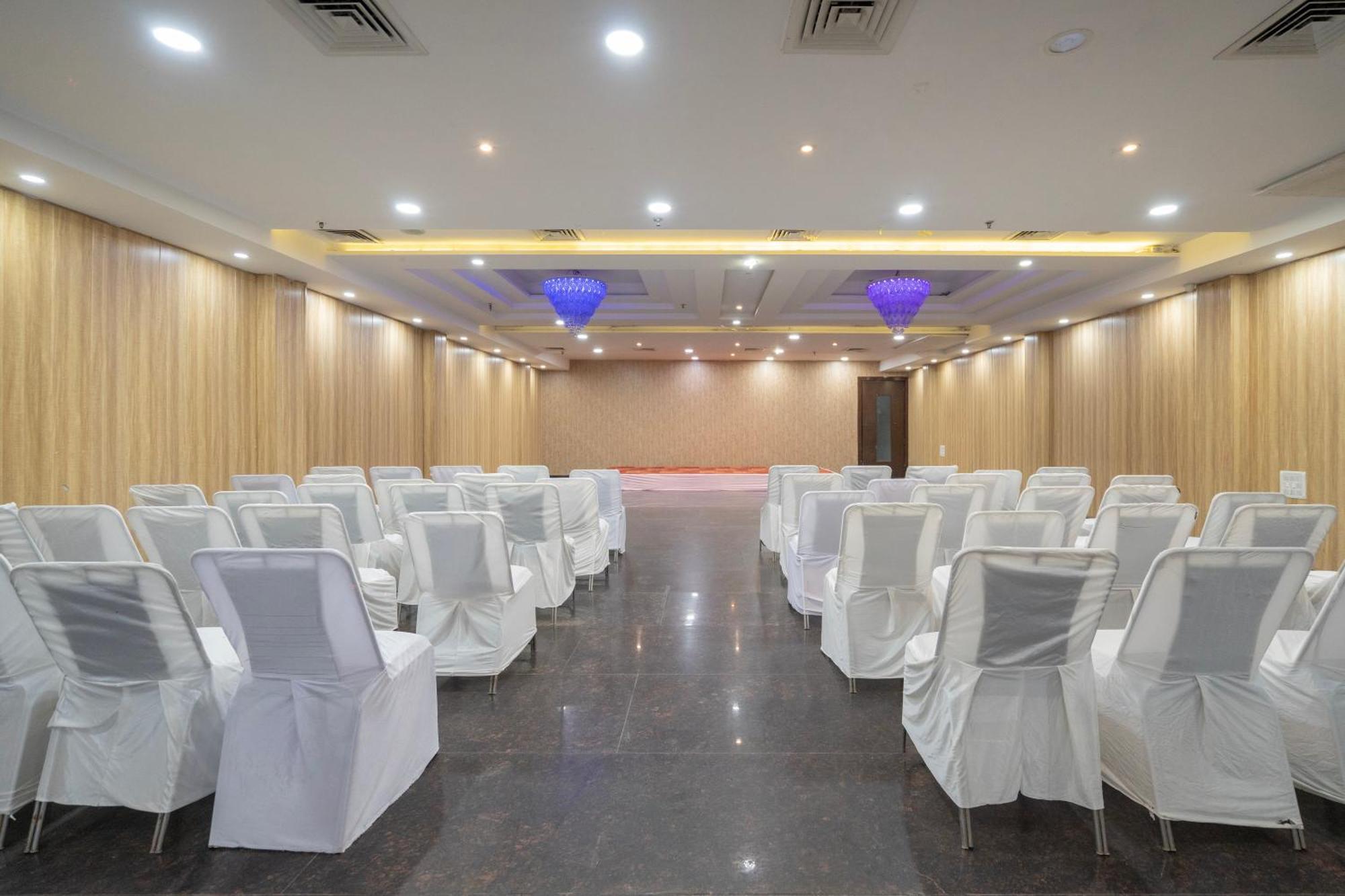 Spree Hotel Agra - Walking Distance To Tajmahal Экстерьер фото